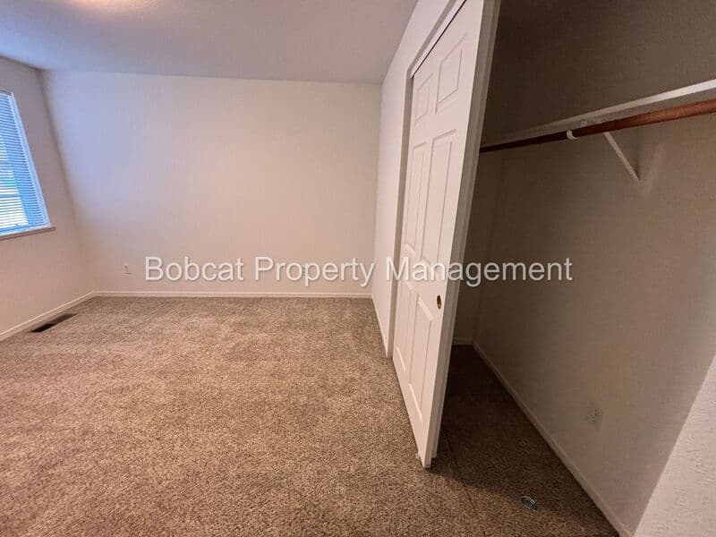 Carson City House: 707 Armory Ln