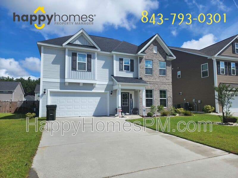 Summerville House: 123 Rouen Lane