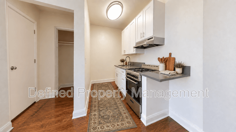 Los Angeles (Koreatown) Condo: 326 S. Normandie Ave.