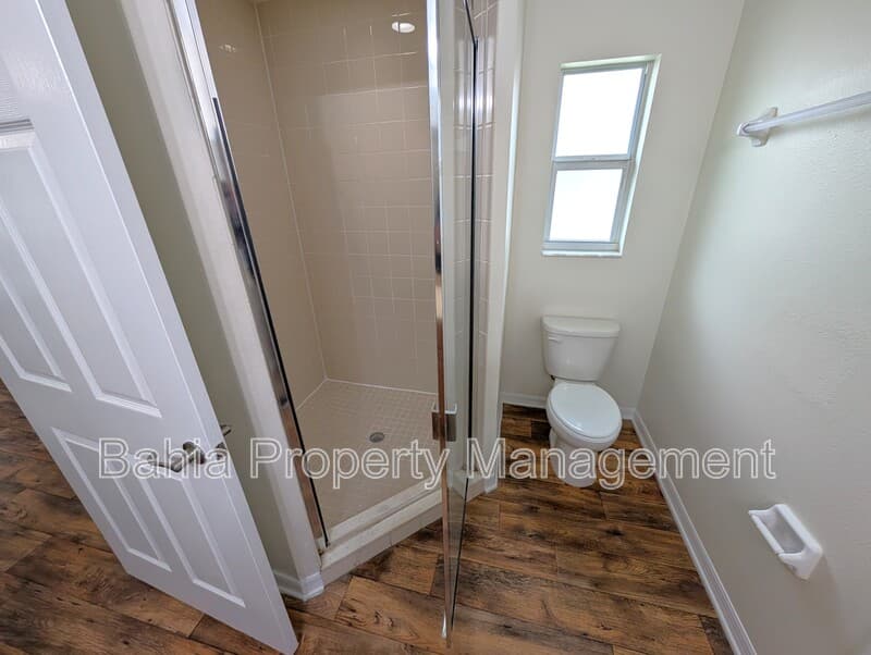 Ruskin House: 1122 Shared Passion St