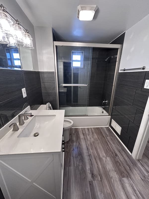 Philadelphia House: 874 North Uber Street