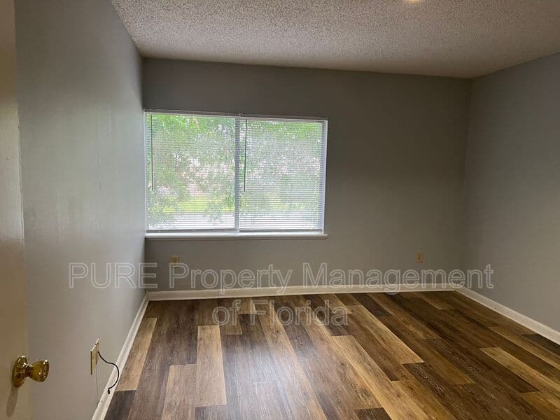 Ocala House: 629 NE 28th Avenue