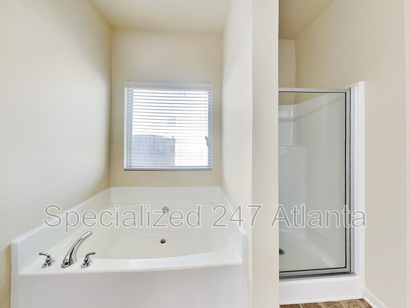 Lawrenceville House: 1324 Little Hampton Dr