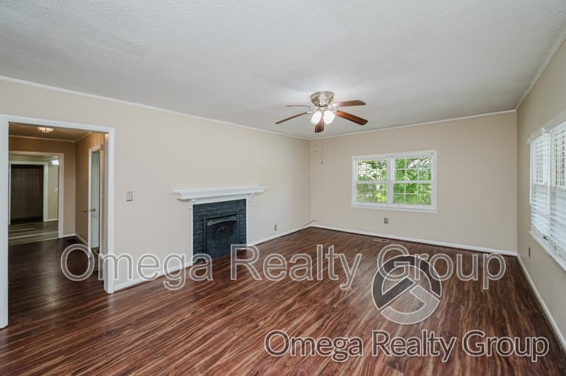 Mount Olive House: 2575 Mount Olive Rd