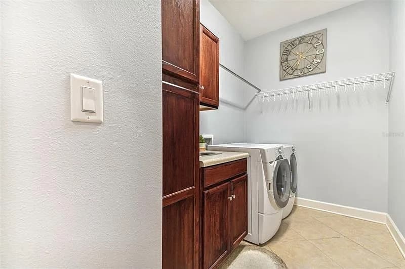 Venice House: 2585 Cortenova Court - 1