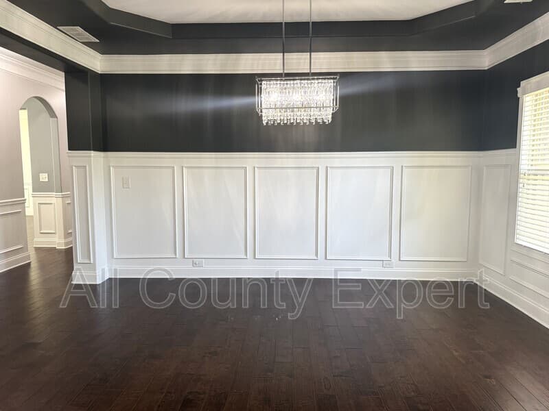 Cumming House: 4215 Hopewell Manor Drive