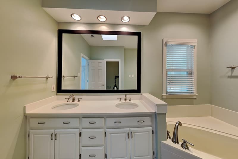 Dallas House: 3420 Binkley Ave