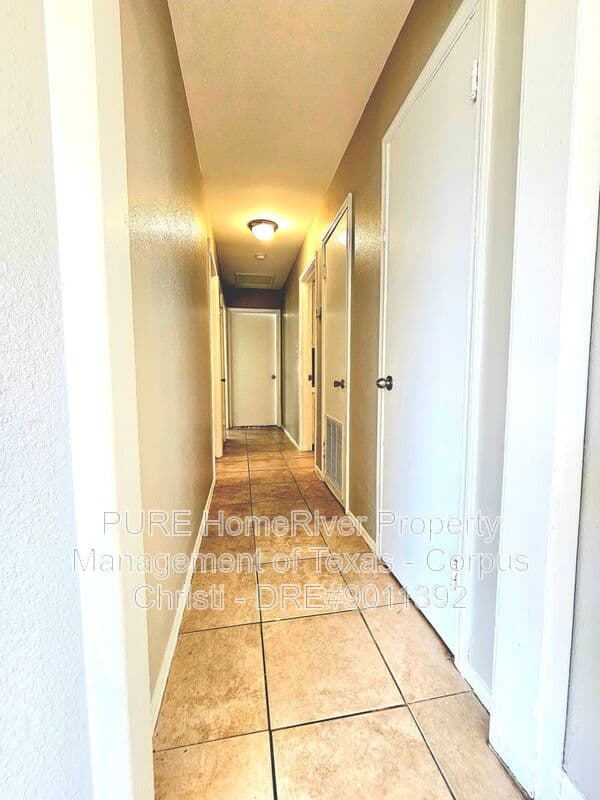 Corpus Christi, House: 4833 Mokry Drive