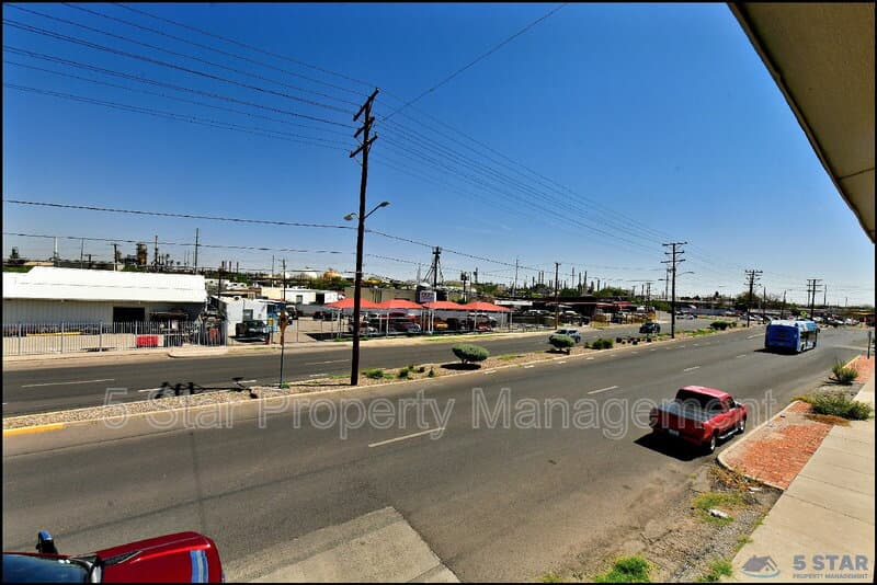 El Paso Condo: 6806 Alameda Ave