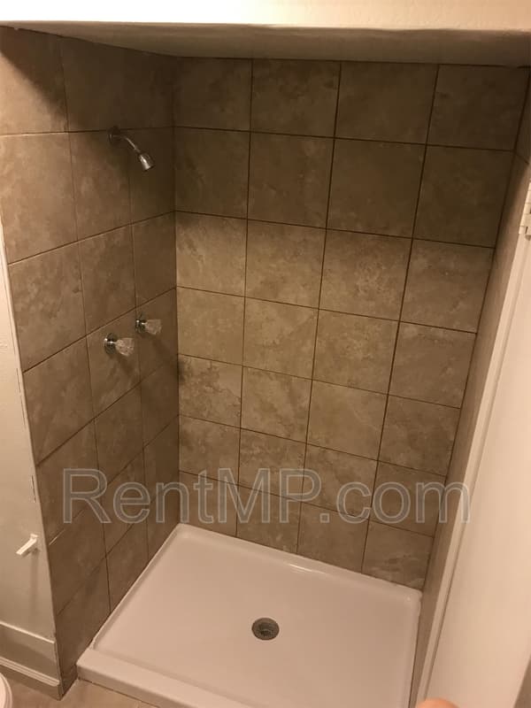 Mt Pleasant Townhome: 1825 S Crawford - Unit E02