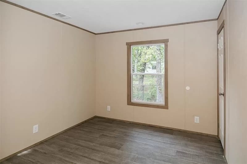 Gun Barrel City House: 127 Southlake Drive