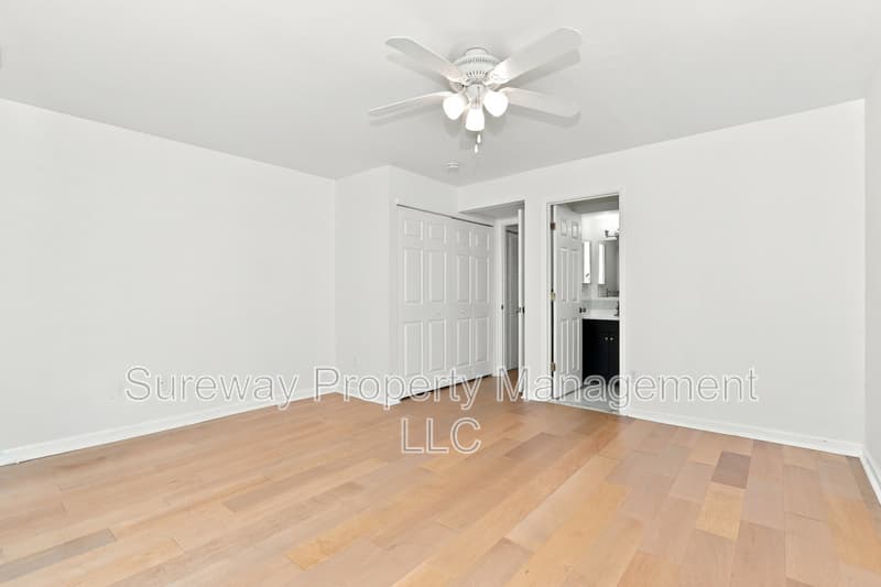 Cherry Hill Condo: 502 Barclay Walk