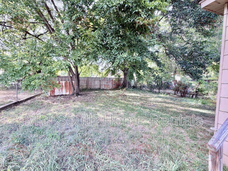 Memphis Townhome: 773 Spring St