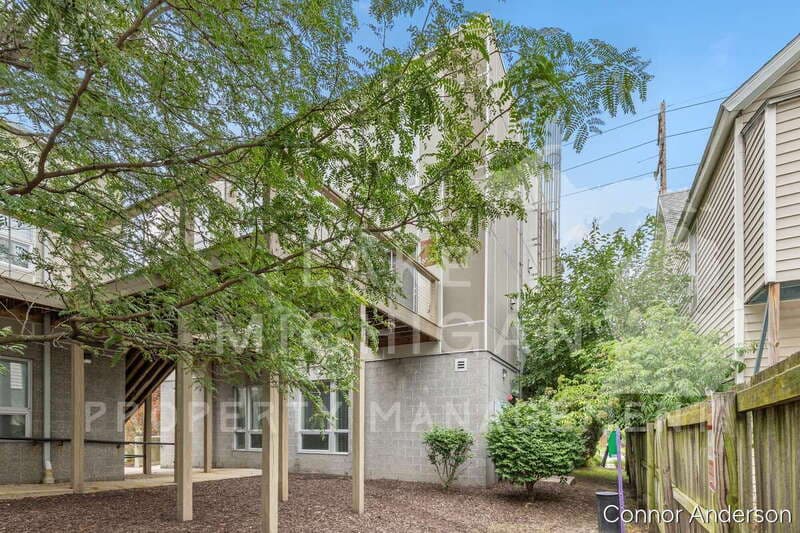 Grand Rapids Condo: 600 Douglas Street Northwest
