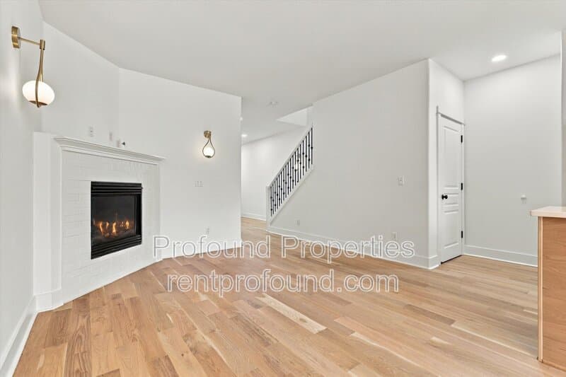 Beaverton Condo: 9542 SW 153rd Avenue