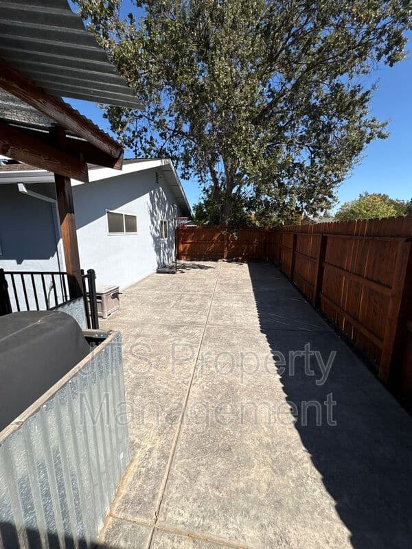Rancho Cordova House: 2618 Don Juan Drive