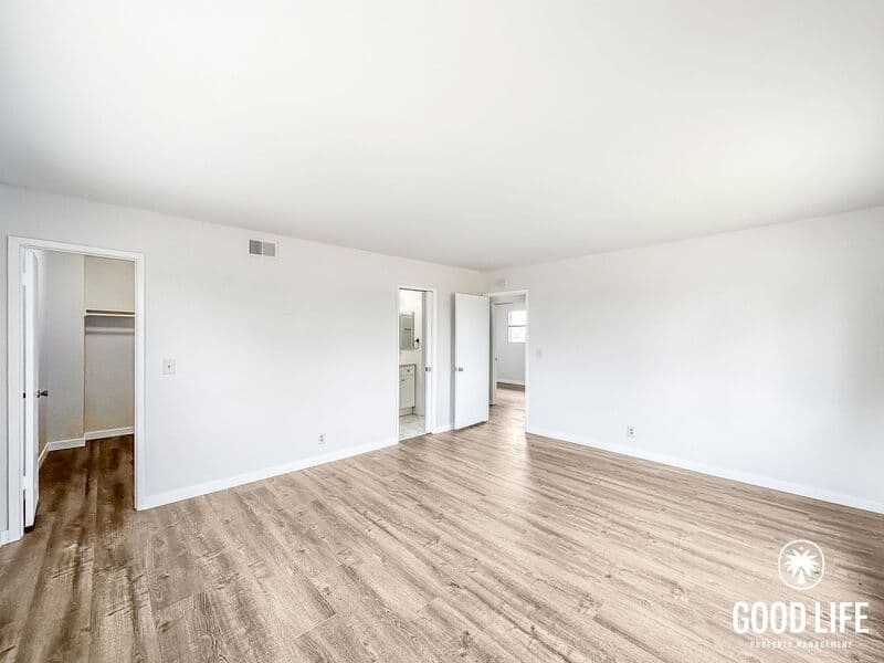 Spring Valley Condo: 2018 Hawkins Way