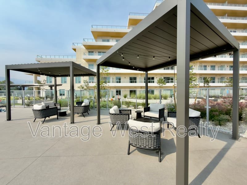 Kelowna Condo: 1108-3300 Lakeshore Rd