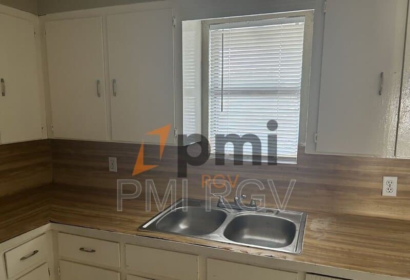 Edinburg Condo: 1608 Norma Ln
