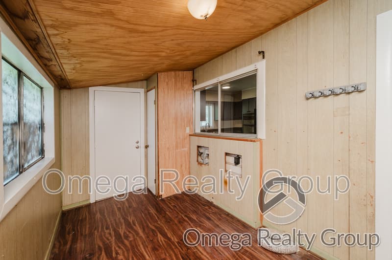 Mount Olive House: 2575 Mount Olive Rd