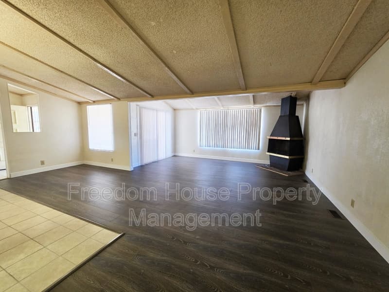 Pahrump Condo: 5391 Money Street - Main House