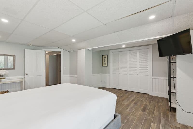 Wells House: 572 Ocean Avenue