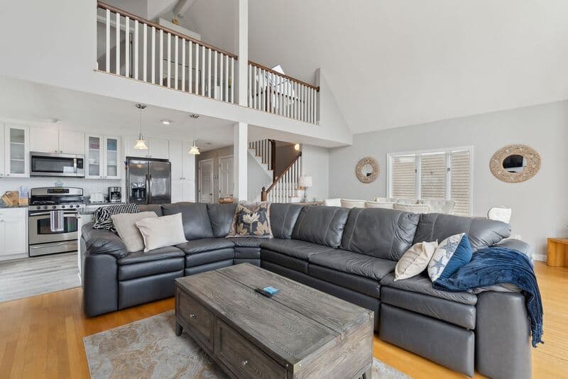 Wells House: 572 Ocean Avenue