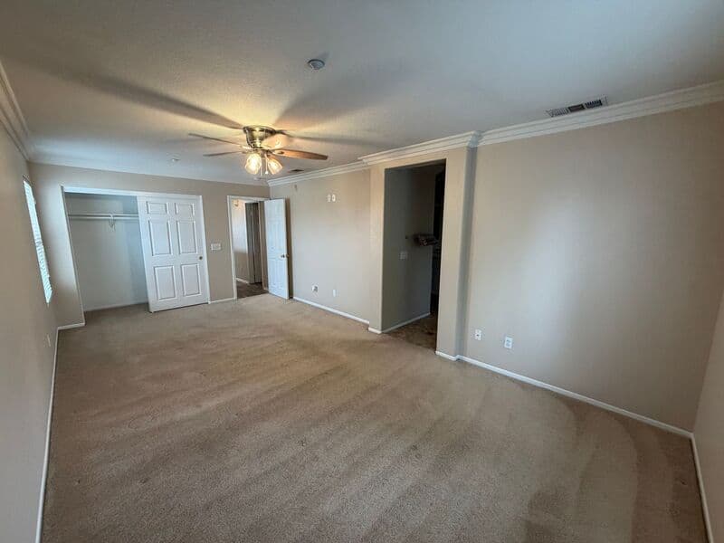 Murrieta House: 33770 Willow Haven