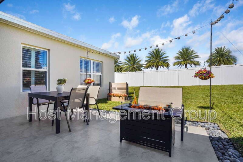 Minneola House: 3234 Hill Point St