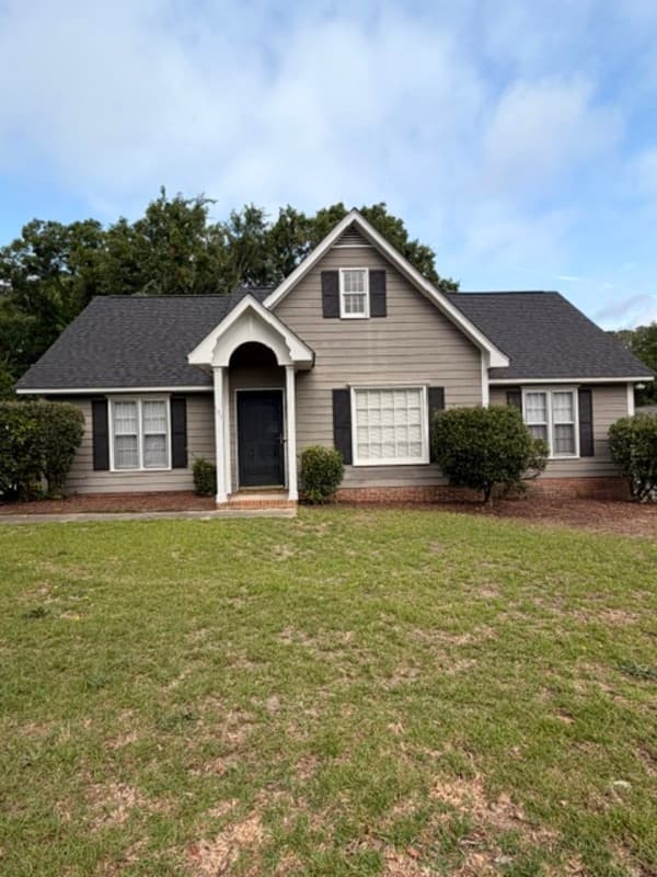 Irmo House: 101 Riverwalk Way