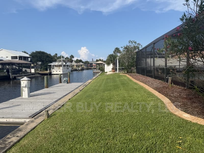 Flagler Beach House: 337 North 10th Street