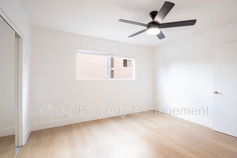 Los Angeles Condo: 1823 S. St Andrews Place