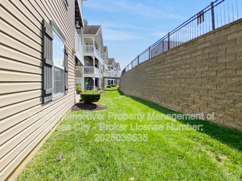 Kansas City Condo: 8020 N Drury Ave