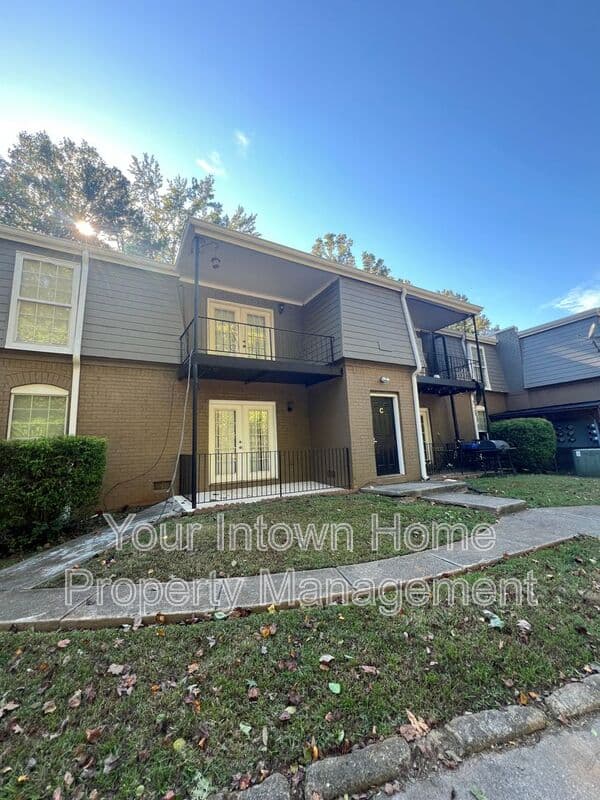 Decatur Condo: 2711 Fairlee Drive