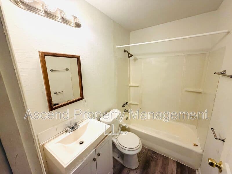 Chattanooga House: 1113 Jarvis Ave