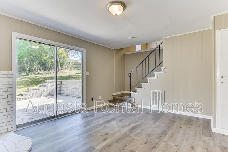 Martinez House: 4565 Rockdale Court