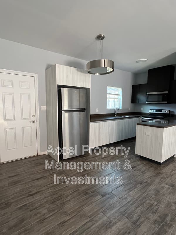 Edinburg Condo: 1805 Cari Nicole Ave.