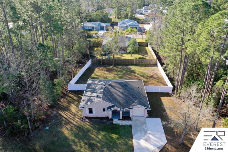Palm Coast House: 49 Renshaw Drive