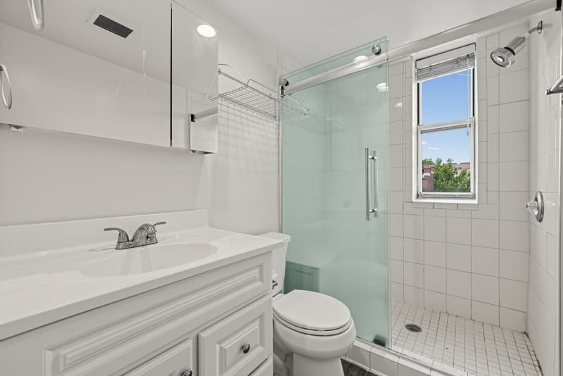 WASHINGTON House: 2127 California St NW