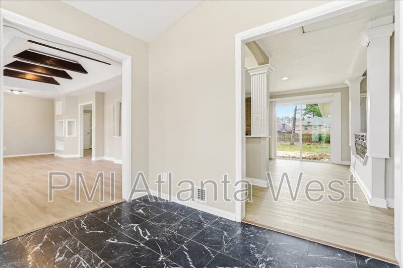 Decatur House: 4203 Hapsburg Ct
