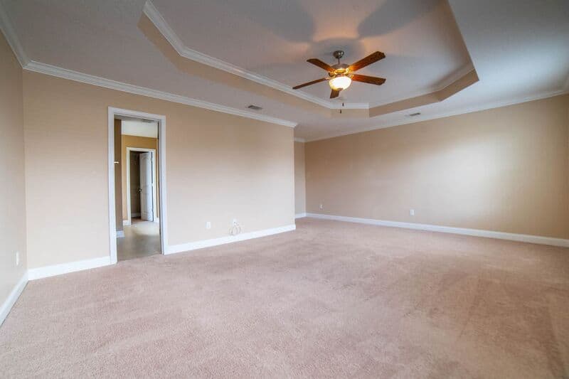 Hinesville House: 211 Augusta Way