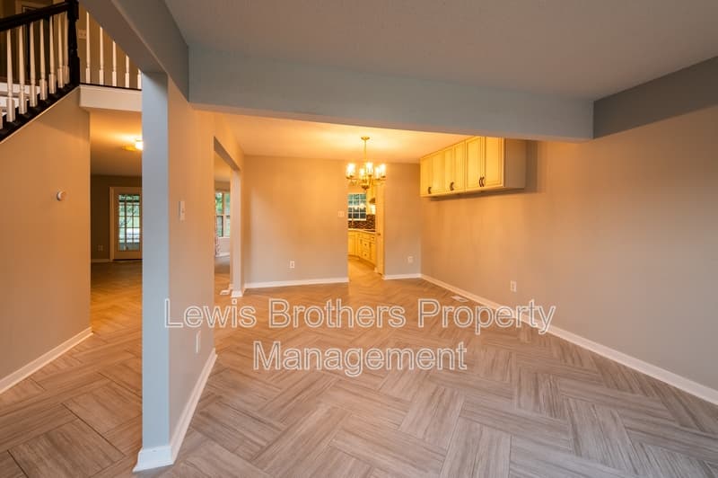 Richmond House: 3209 Purvis Road
