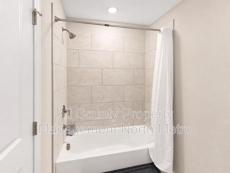 Johns Creek Townhome: 490 Tall Pines Terrace