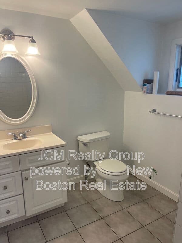 Saugus Condo: 5 Myrtle Street