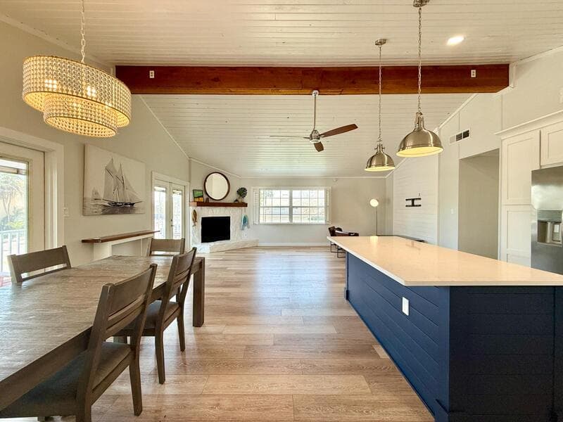 Redington Beach Condo: 15613 Gulf Boulevard