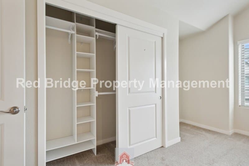 Wilsonville Townhome: 28520 SW Paris Ave