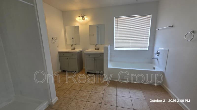 Sugar Land House: 16406 Concord Falls Ln