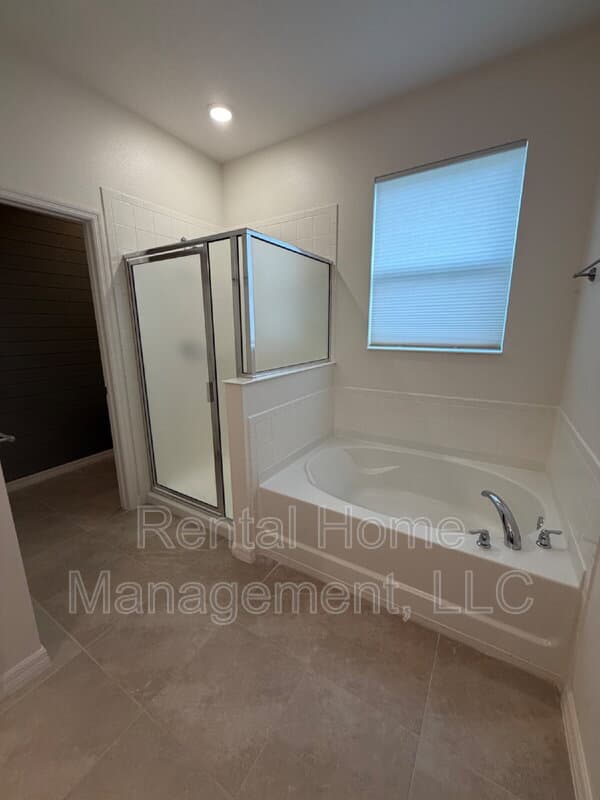 Groveland House: 645 Black Eagle Drive