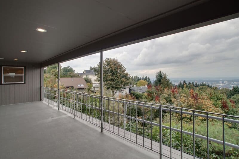 Portland House: 4330 SW Council Crest Dr