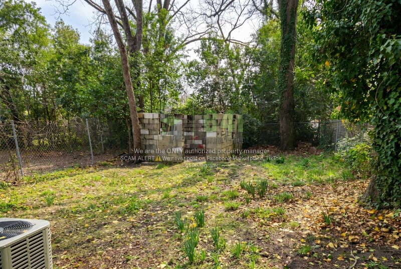 Columbus House: 2728 9th Street